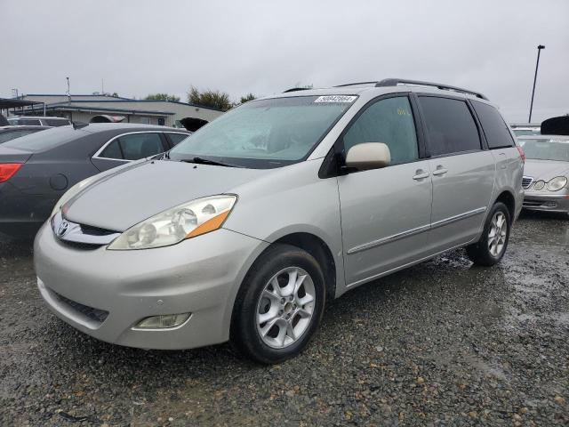 2006 TOYOTA SIENNA XLE, 