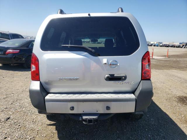 5N1AN0NW9DN824425 - 2013 NISSAN XTERRA X SILVER photo 6