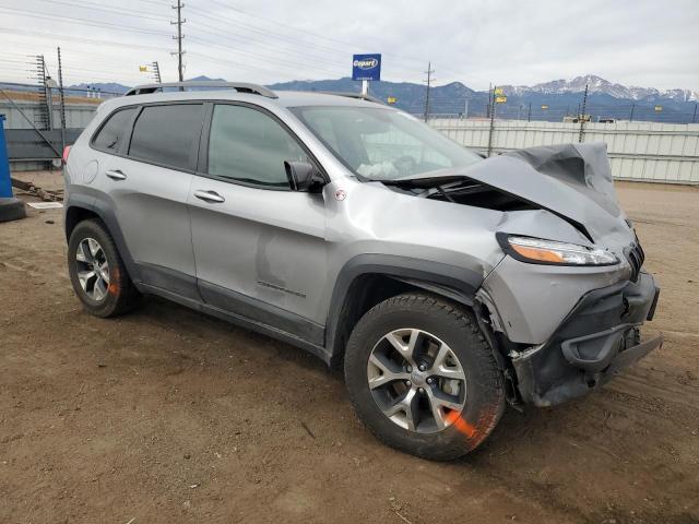 1C4PJMBS4GW205443 - 2016 JEEP CHEROKEE TRAILHAWK SILVER photo 4