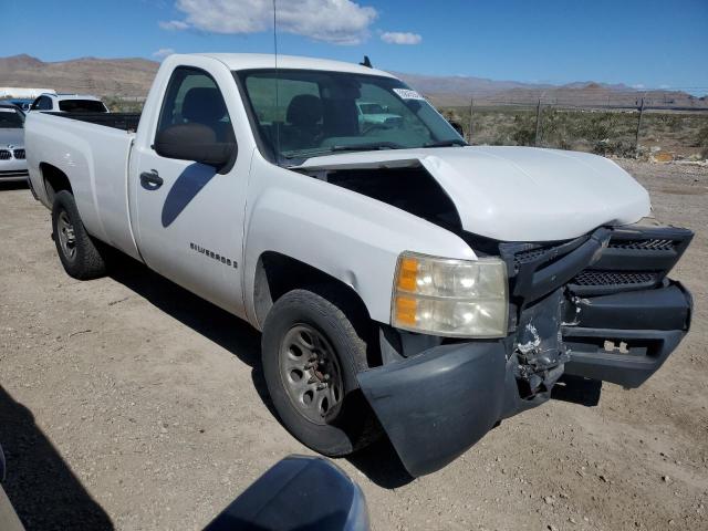 1GCEC14C97E511243 - 2007 CHEVROLET SILVERADO C1500 WHITE photo 4