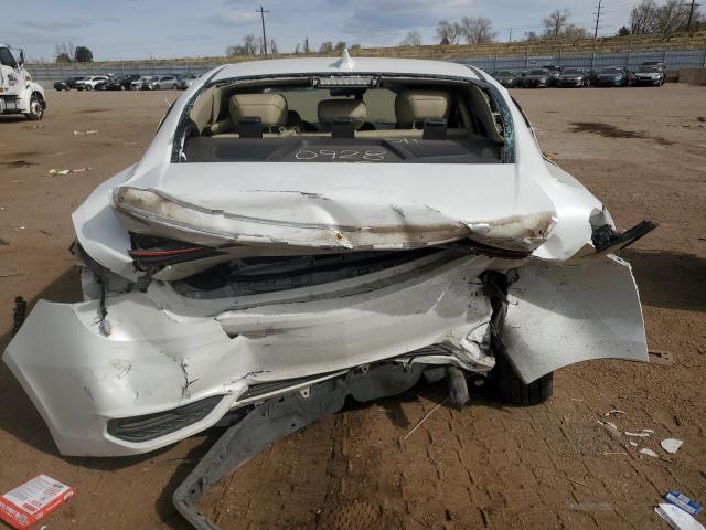 19UDE2F33GA020507 - 2016 ACURA ILX BASE WATCH PLUS WHITE photo 6