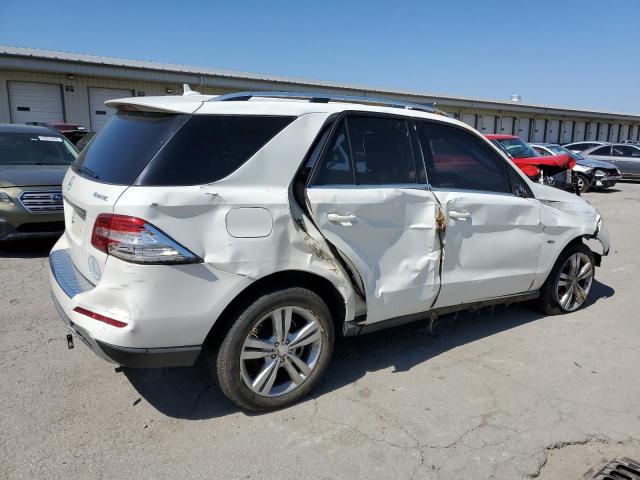 4JGDA5HB7CA002677 - 2012 MERCEDES-BENZ ML 350 4MATIC WHITE photo 3