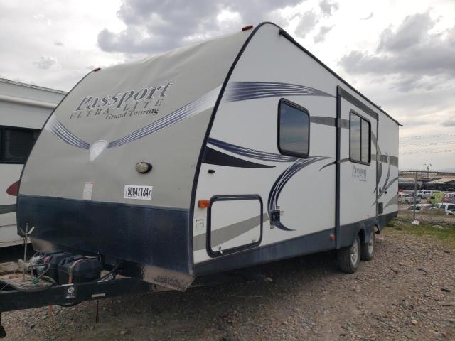 4YDT2402XGX413817 - 2016 KEYSTONE TRAILER WHITE photo 2