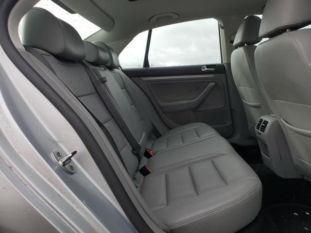3VWRJ71K38M189228 - 2008 VOLKSWAGEN JETTA WOLFSBURG 银色 照片 10