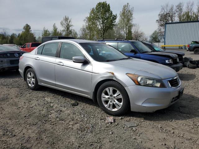 1HGCP26499A021677 - 2009 HONDA ACCORD LXP SILVER photo 4