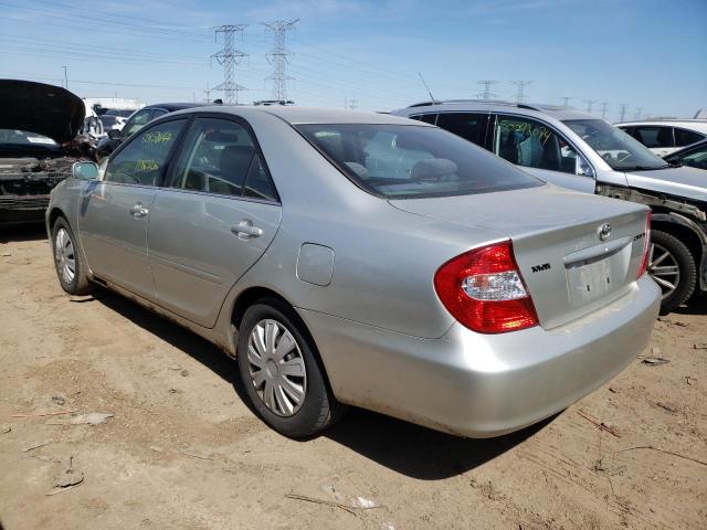 JTDBE32K730234506 - 2003 TOYOTA CAMRY LE SILVER photo 2