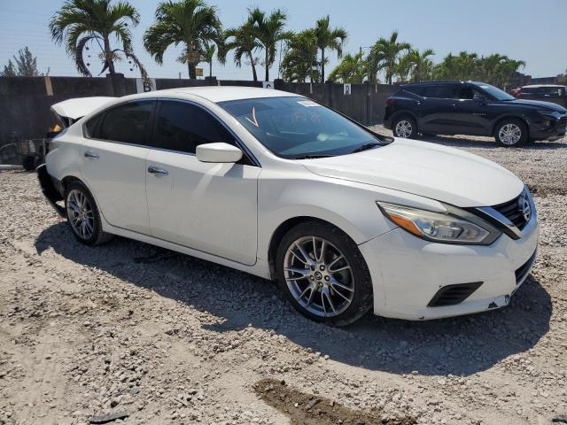 1N4AL3AP2GC188270 - 2016 NISSAN ALTIMA 2.5 WHITE photo 4