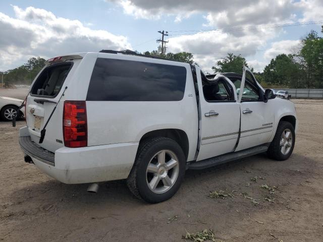 1GNSCKE0XBR353856 - 2011 CHEVROLET SUBURBAN C1500 LTZ WHITE photo 3