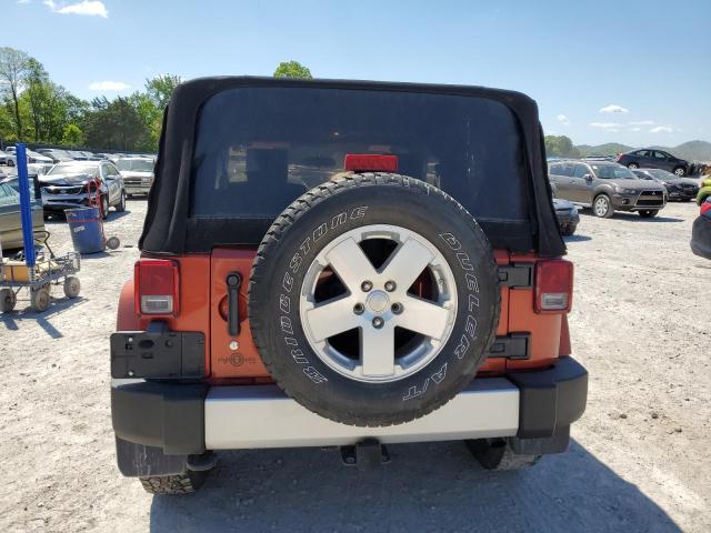 1J4FA54149L785913 - 2009 JEEP WRANGLER SAHARA ORANGE photo 6