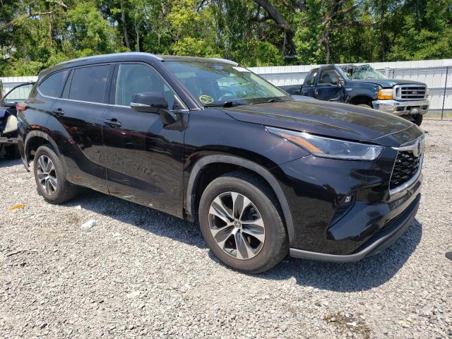 5TDGZRBH0MS100839 - 2021 TOYOTA HIGHLANDER XLE BLACK photo 4