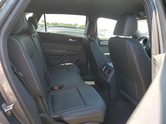 1V2WE2CA5PC215747 - 2023 VOLKSWAGEN ATLAS CROS SE GRAY photo 11