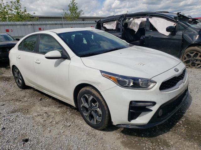 3KPF24AD0LE230310 - 2020 KIA FORTE FE WHITE photo 4