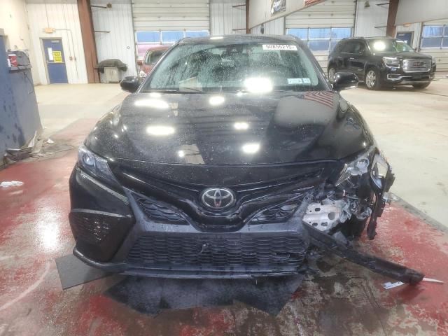 4T1T11AKXPU747670 - 2023 TOYOTA CAMRY SE NIGHT SHADE BLACK photo 5