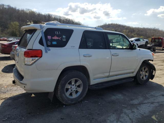 JTEBU5JR1C5079964 - 2012 TOYOTA 4RUNNER SR5 WHITE photo 3