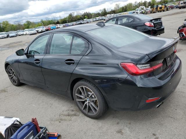 3MW5R7J56K8A04915 - 2019 BMW 330XI BLACK photo 2