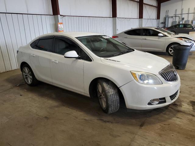 1G4PR5SK8F4139385 - 2015 BUICK VERANO CONVENIENCE WHITE photo 4