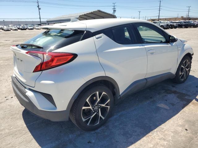 NMTKHMBX4JR030876 - 2018 TOYOTA C-HR XLE WHITE photo 3