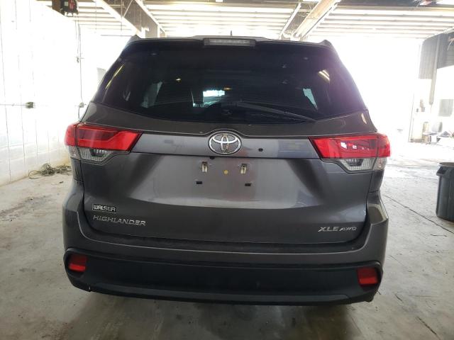 5TDJZRFHXHS521666 - 2017 TOYOTA HIGHLANDER SE GRAY photo 6