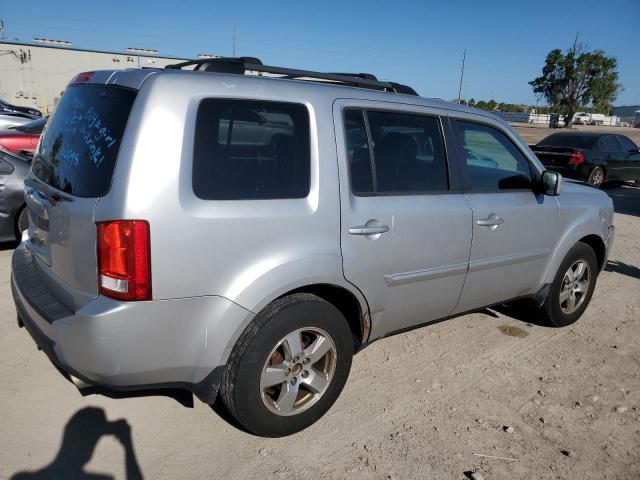 5FNYF3H53BB058398 - 2011 HONDA PILOT EXL SILVER photo 3