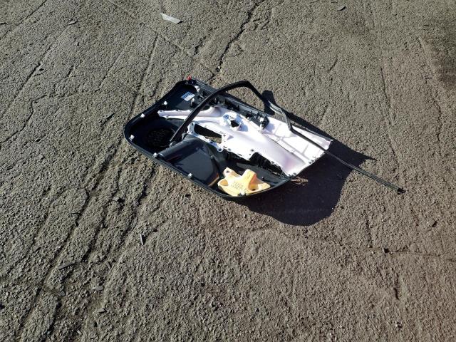 JTDKARFPXH3026212 - 2017 TOYOTA PRIUS PRIM წითელი ფოტო 12