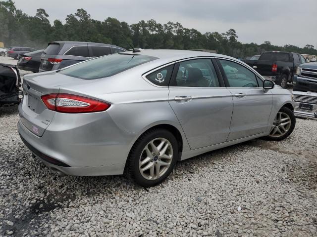 1FA6P0HD8F5131417 - 2015 FORD FUSION SE SILVER photo 3