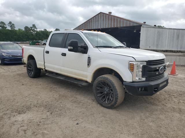 1FT7W2A62KED79763 - 2019 FORD F250 SUPER DUTY WHITE photo 4
