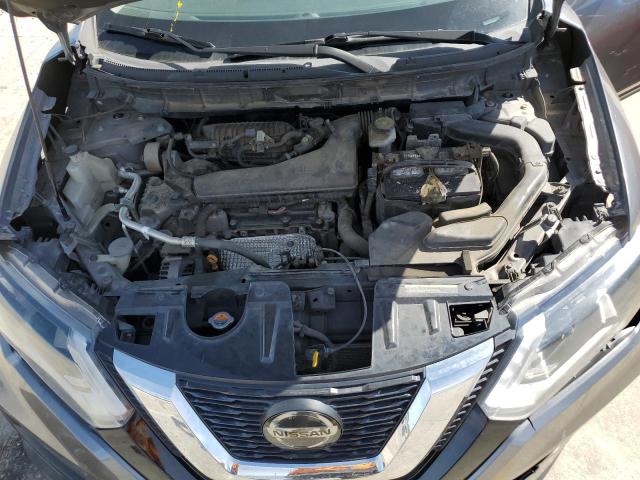 KNMAT2MT1JP569802 - 2018 NISSAN ROGUE S GRAY photo 12