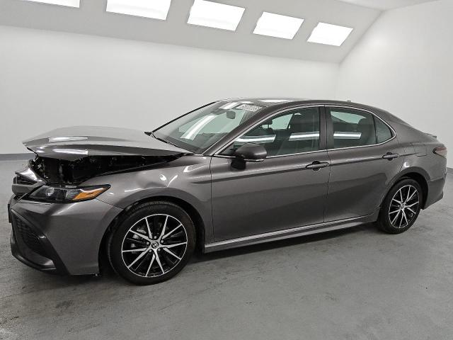 4T1T11AK1RU897959 - 2024 TOYOTA CAMRY SE NIGHT SHADE GRAY photo 1