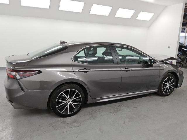 4T1T11AK1RU897959 - 2024 TOYOTA CAMRY SE NIGHT SHADE GRAY photo 3