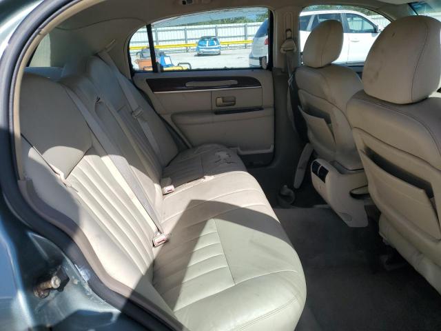 1LNHM81W64Y644937 - 2004 LINCOLN TOWN CAR EXECUTIVE Blau Foto 10