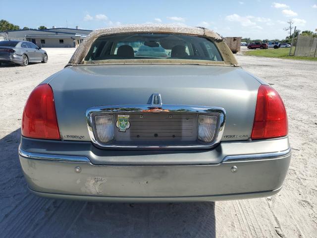 1LNHM81W64Y644937 - 2004 LINCOLN TOWN CAR EXECUTIVE Blau Foto 6