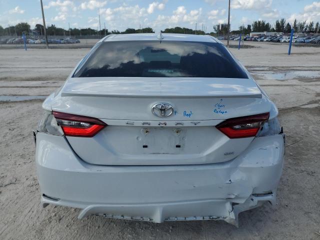 4T1G11AKXPU101840 - 2023 TOYOTA CAMRY SE NIGHT SHADE GRAY photo 6