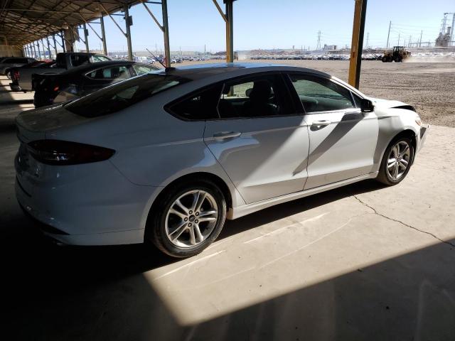 3FA6P0H76JR249501 - 2018 FORD FUSION SE WHITE photo 3