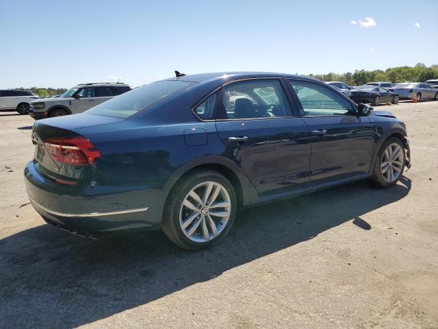 1VWLA7A32KC003797 - 2019 VOLKSWAGEN PASSAT WOLFSBURG BLUE photo 3
