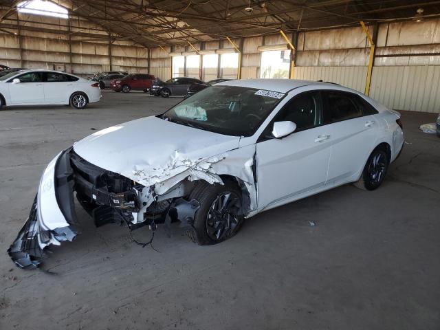 KMHLM4DG5RU671102 - 2024 HYUNDAI ELANTRA SEL WHITE photo 1