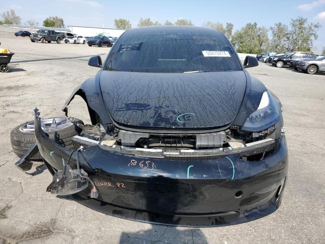 5YJ3E1EA3PF652273 - 2023 TESLA MODEL 3 Schwarz Foto 5