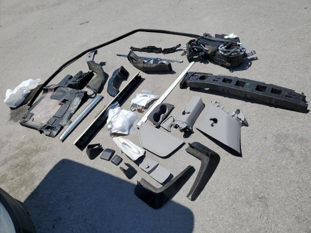 5TDKKRFH6FS105927 - 2015 TOYOTA HIGHLANDER XLE WHITE photo 13