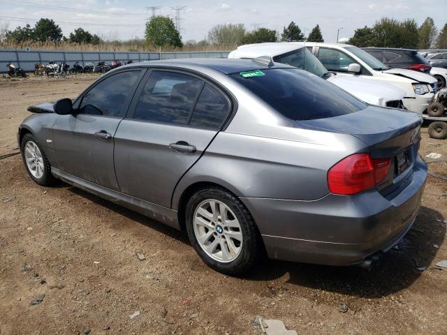 WBAPH7C53BE460697 - 2011 BMW 328 I GRAY photo 2