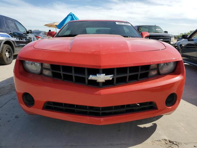 2G1FE1E33D9223755 - 2013 CHEVROLET CAMARO LS RED photo 5