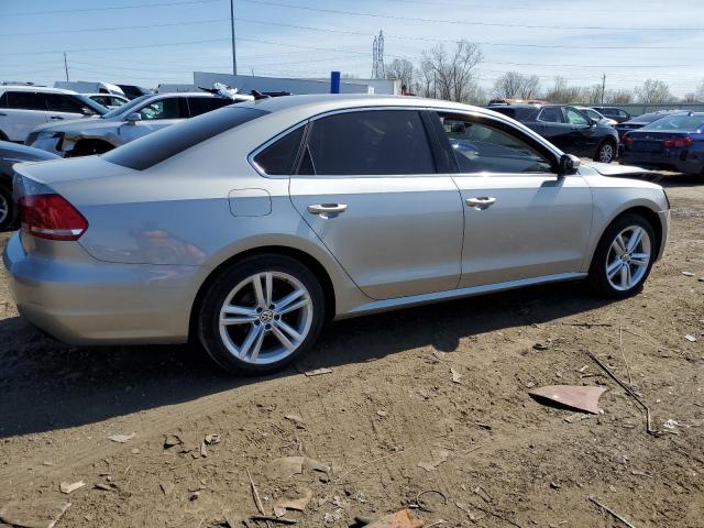 1VWBS7A32EC053256 - 2014 VOLKSWAGEN PASSAT SE GRAY photo 3