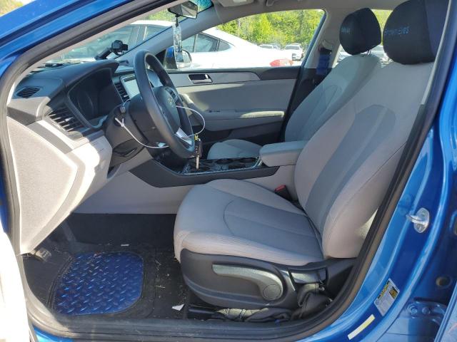 5NPE24AF2KH770636 - 2019 HYUNDAI SONATA SE BLUE photo 7