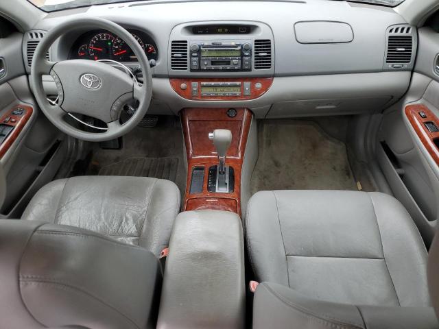 4T1BE32K05U065453 - 2005 TOYOTA CAMRY LE SILVER photo 8