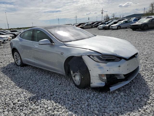 5YJSA1E25GF142104 - 2016 TESLA MODEL S SILVER photo 4