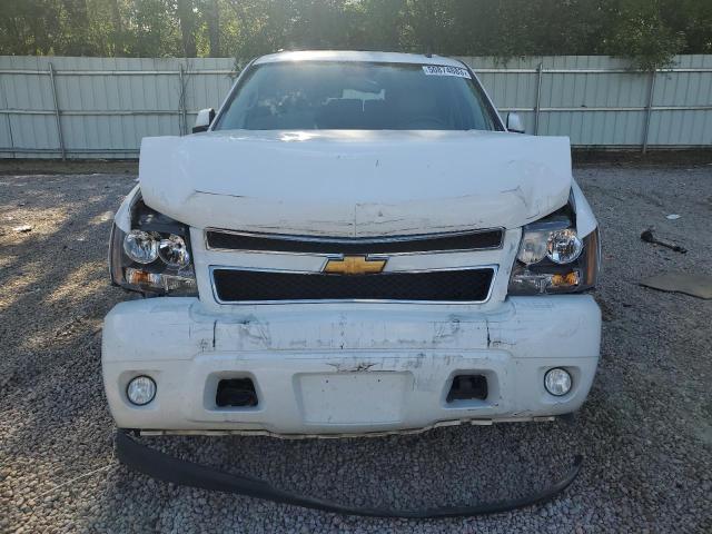 1GNSKJE79CR121163 - 2012 CHEVROLET SUBURBAN K1500 LT WHITE photo 5