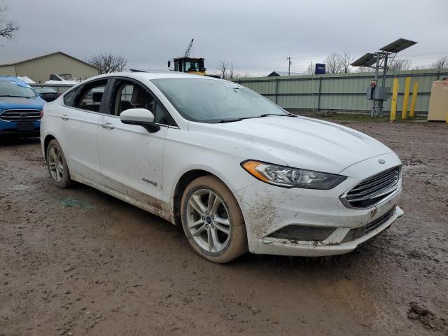 3FA6P0LU9JR138874 - 2018 FORD FUSION SE HYBRID WHITE photo 4