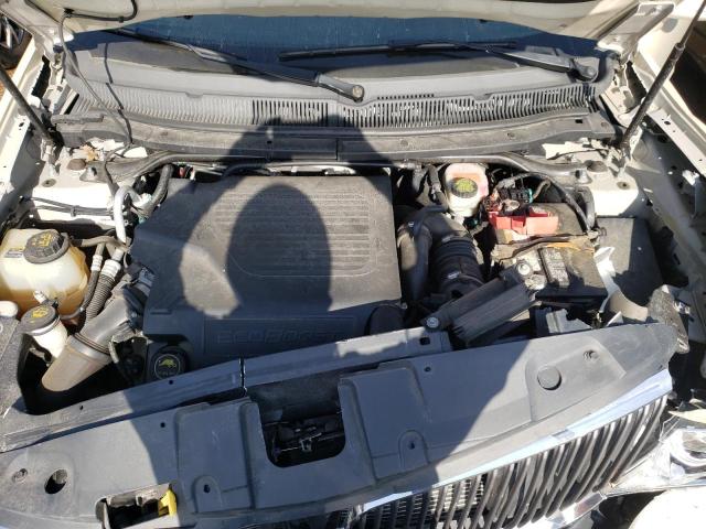 2LMHJ5AT4FBL00332 - 2015 LINCOLN MKT BEIGE photo 11