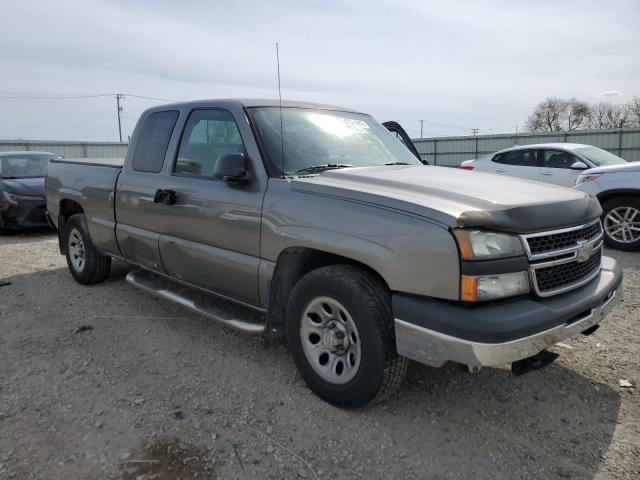 1GCEC19X97Z116127 - 2007 CHEVROLET SILVERADO C1500 CLASSIC GRAY photo 4