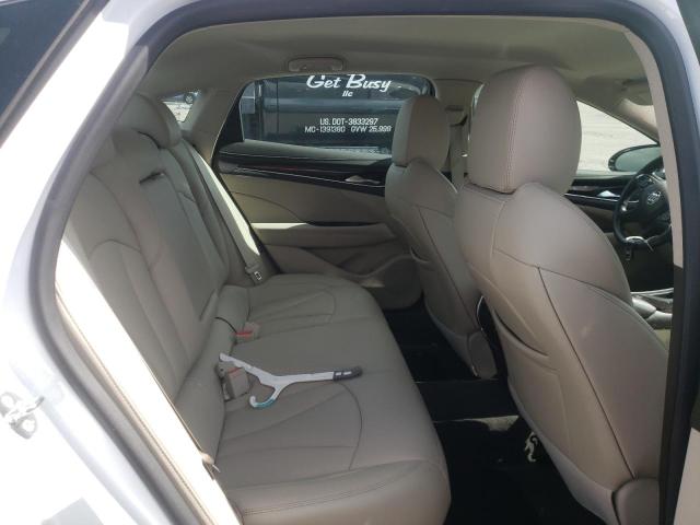 1G4ZN5SS2HU178674 - 2017 BUICK LACROSSE PREFERRED WHITE photo 10