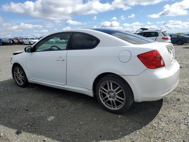 JTKDE177X70201659 - 2007 TOYOTA SCION TC WHITE photo 2