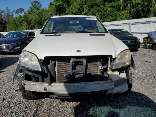 4JGBB8GB3BA657621 - 2011 MERCEDES-BENZ ML 350 4MATIC WHITE photo 5